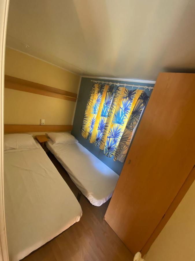 La Gobita Hotel โกนิล เด ลาฟรอนเตรา ภายนอก รูปภาพ